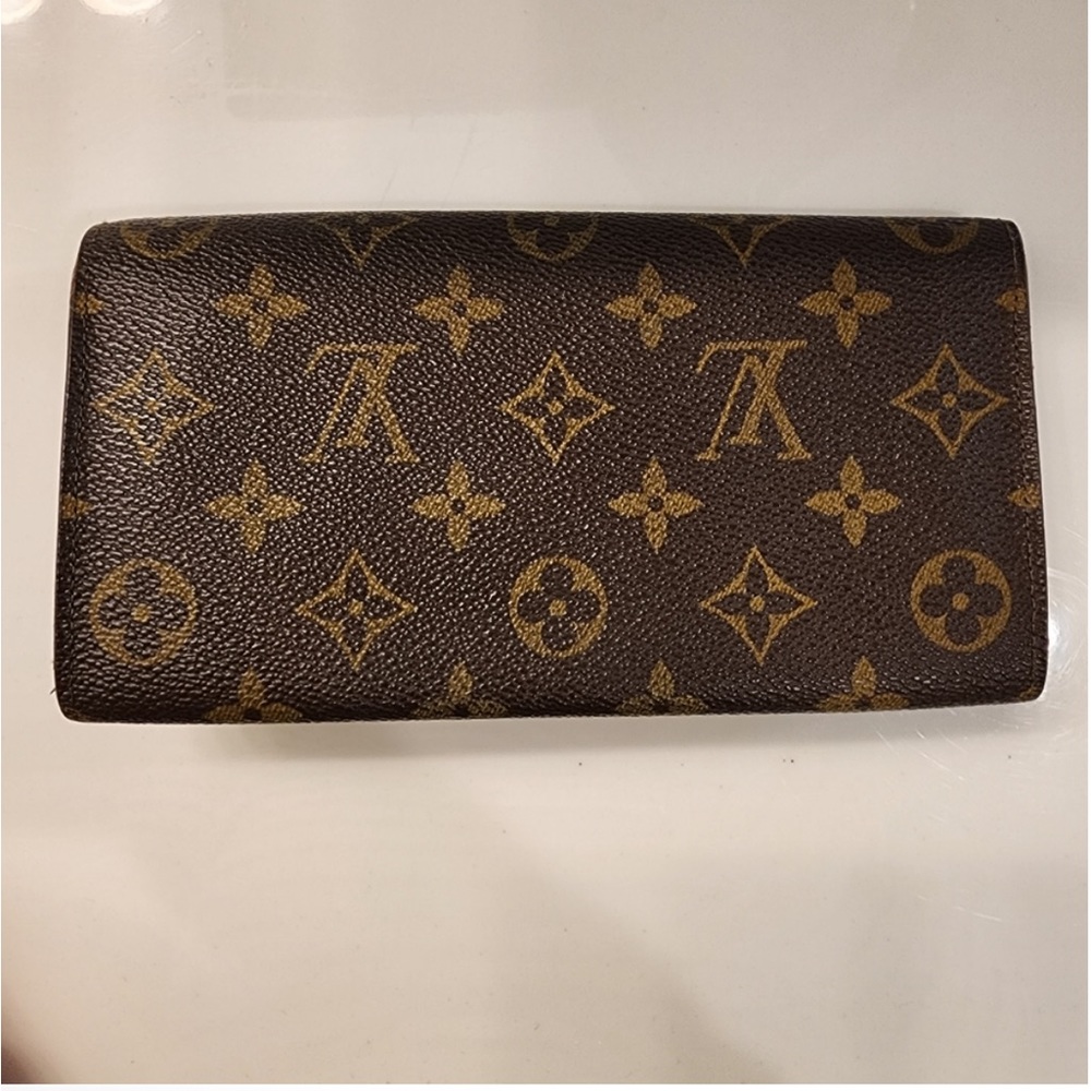 Louis Vuitton Mono Sarah Wallet 💯 % authentic - Picture 3 of 11